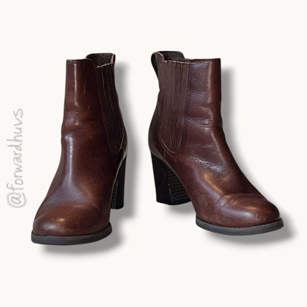 Timberland Heeled Brown Leather Boots – Women’s 6.5
